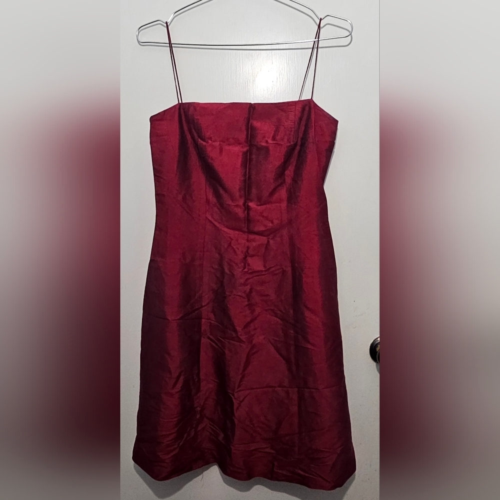 Aria - Elegant Red Iridescent Spaghetti Strap Lined Dress - Size 6 - 100% Silk